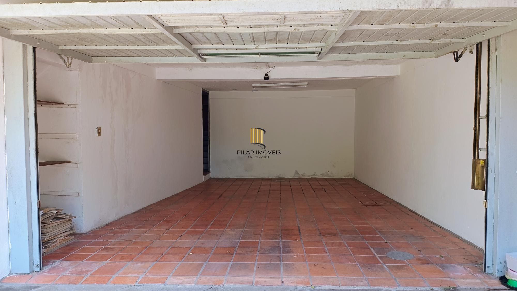 Casa 3 dormitórios 2 vagas