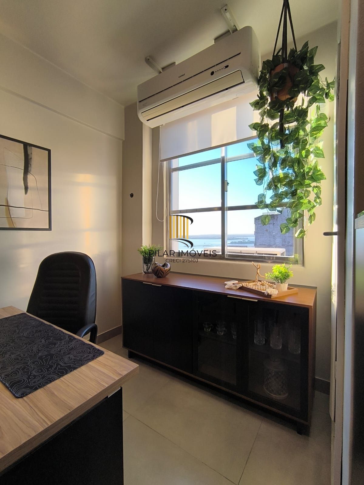Sala Comercial com vista para o Guaíba