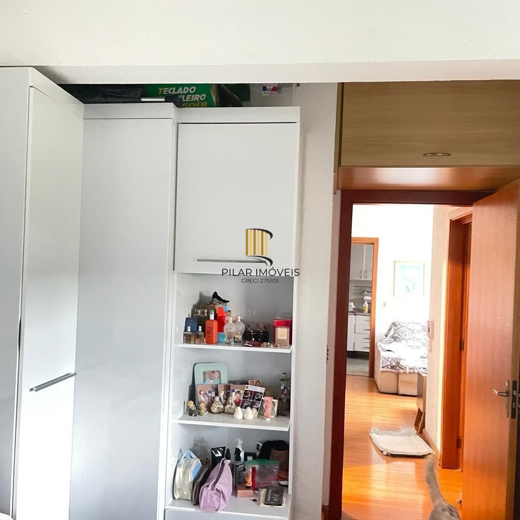 Apartamento dois dormitórios, com duas vagas escrituras ( tipo Box)