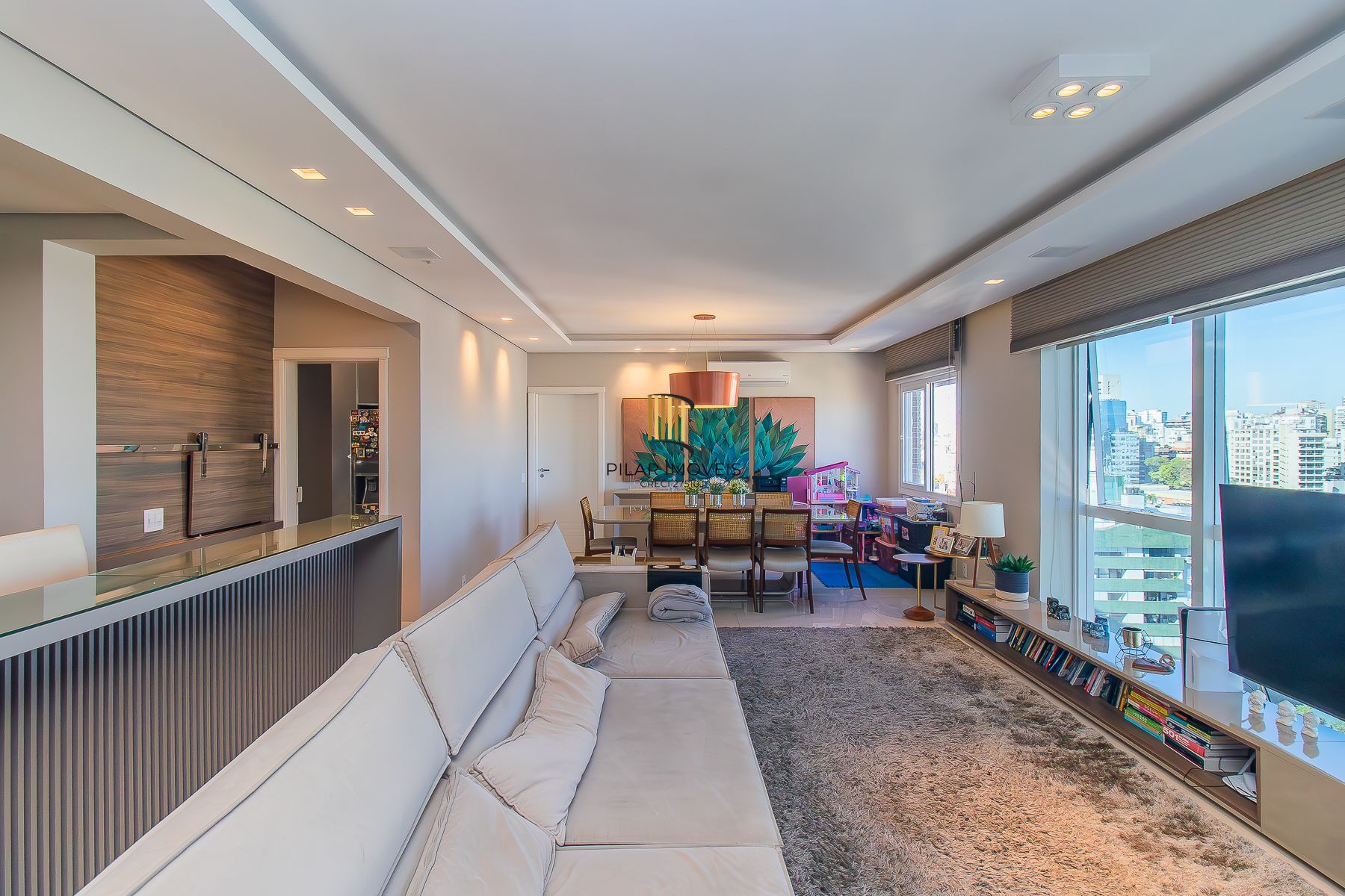 Apartamento 3 suítes 3 vagas no Moinhos