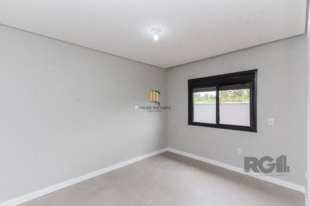 CASA EM CONDOMINIO - 3 dorms.-  3 vagas - 155 m² - GRAVATAÍ