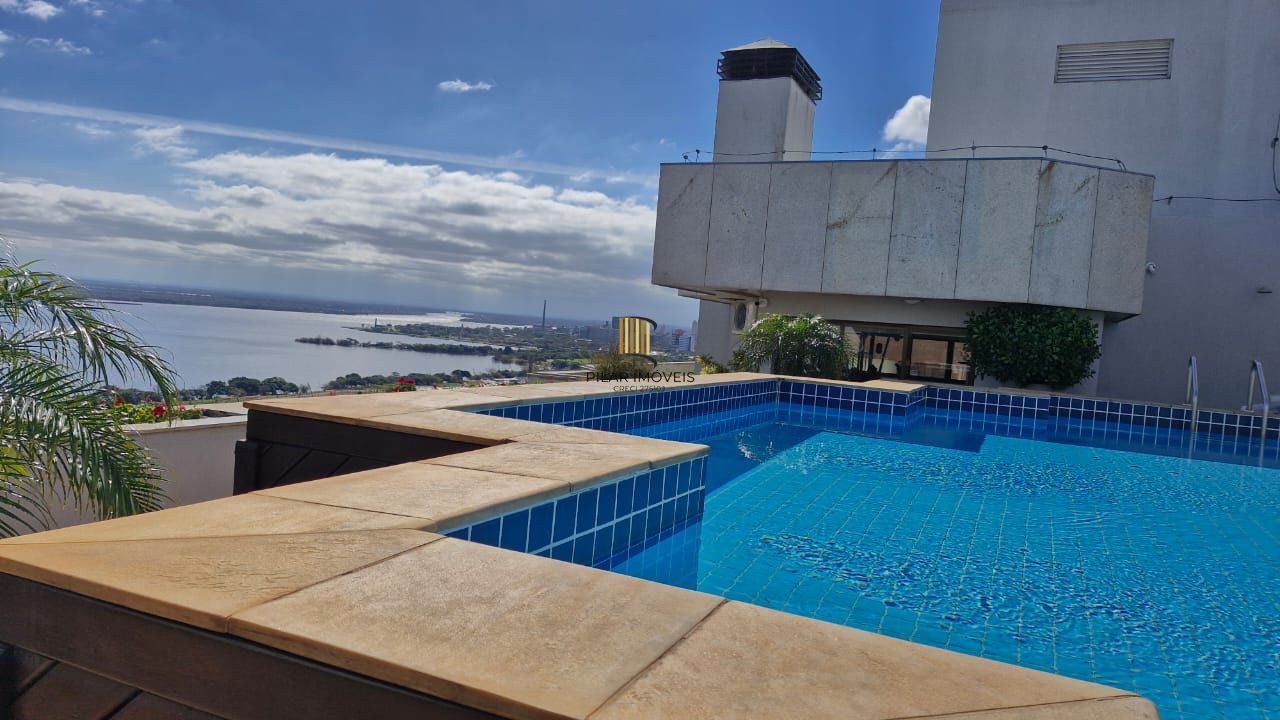 Apartamento de frente para o Guaíba/Parque Marinha do Brasil, com 3 dormitórios, 2 garagens cobertas