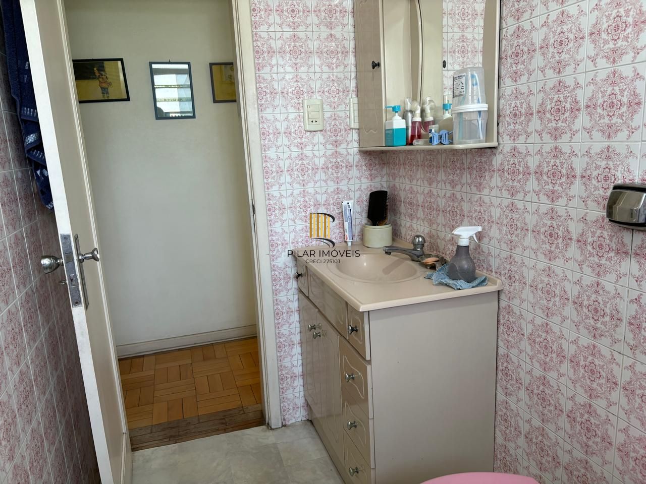 Apartamento amplo no bairro Menino Deus 60,68m², 2 dormitórios