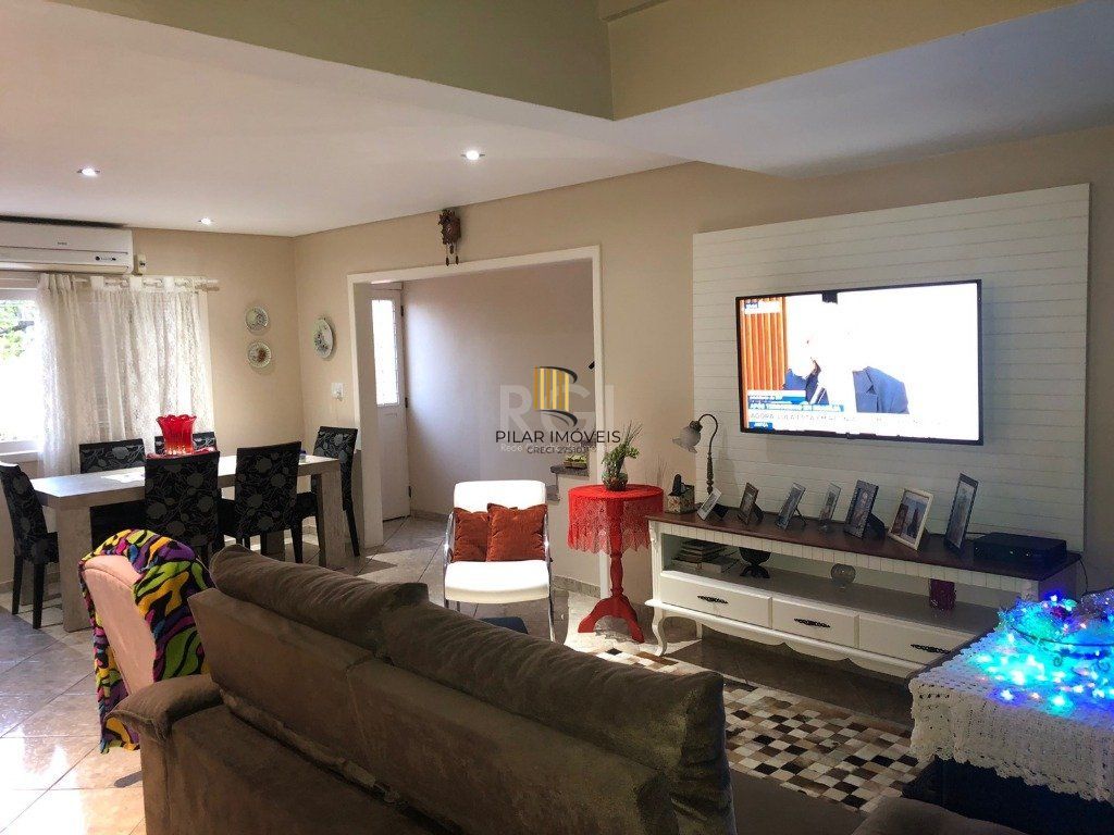casa - 3 dorm - 4 vagas - 240,00 m² - Glória