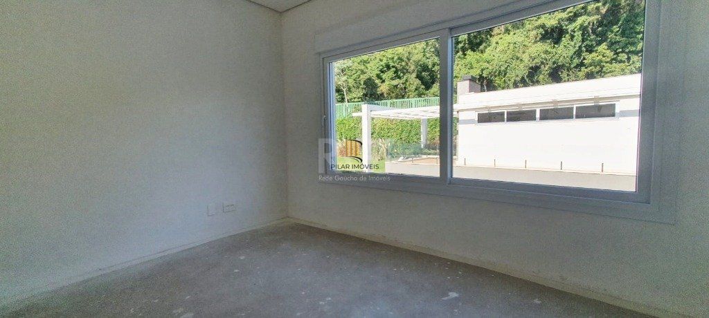 Casa Condominio para Venda - 459.77m², 3 dormitórios, sendo 3 suites, 3 vagas - Pedra Redonda