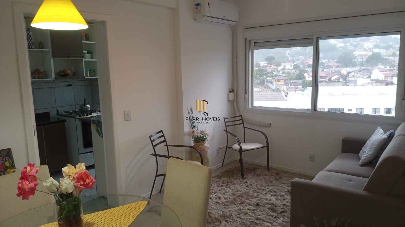 Apartamento diferenciado, dois dormitórios - Estacionamento