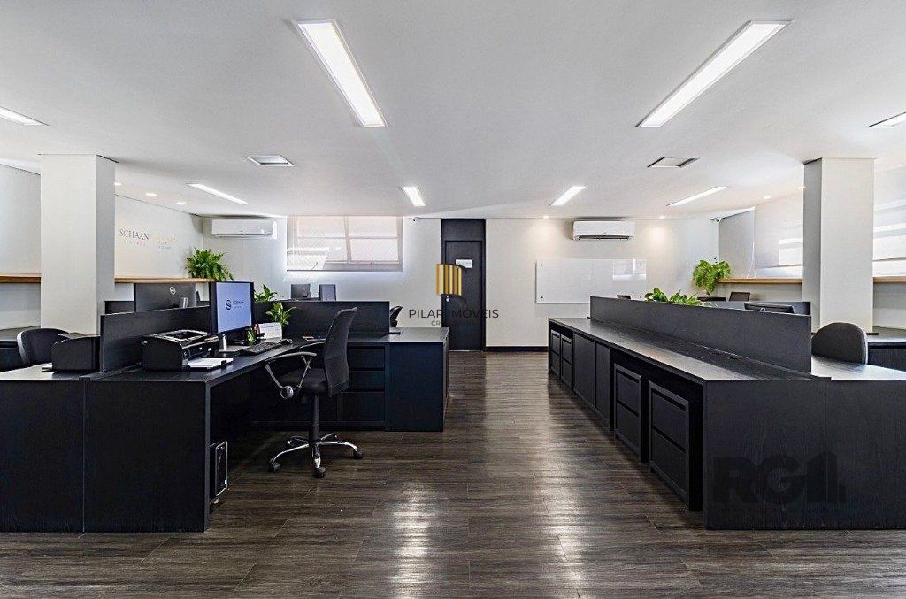 Sala comercial 2 vagas 227m² Menino Deus