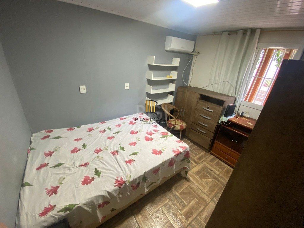 Casa 4 dormitórios - 1 vaga -  330m² Menino Deus