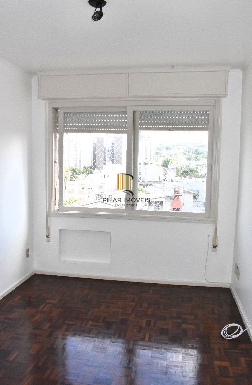 Apartamento 3 dormitorios vaga coberta Menino Deus