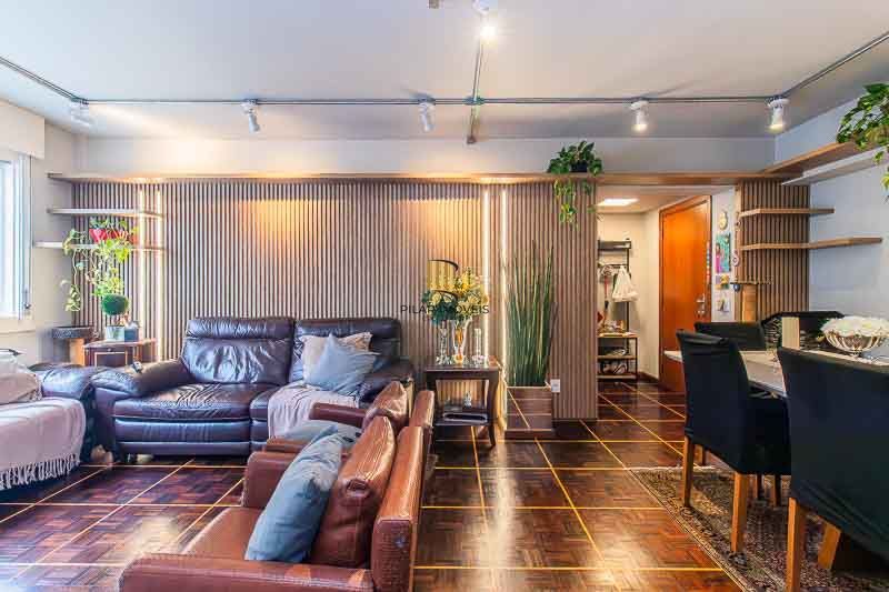 3dormitórios com dependência, reformado.