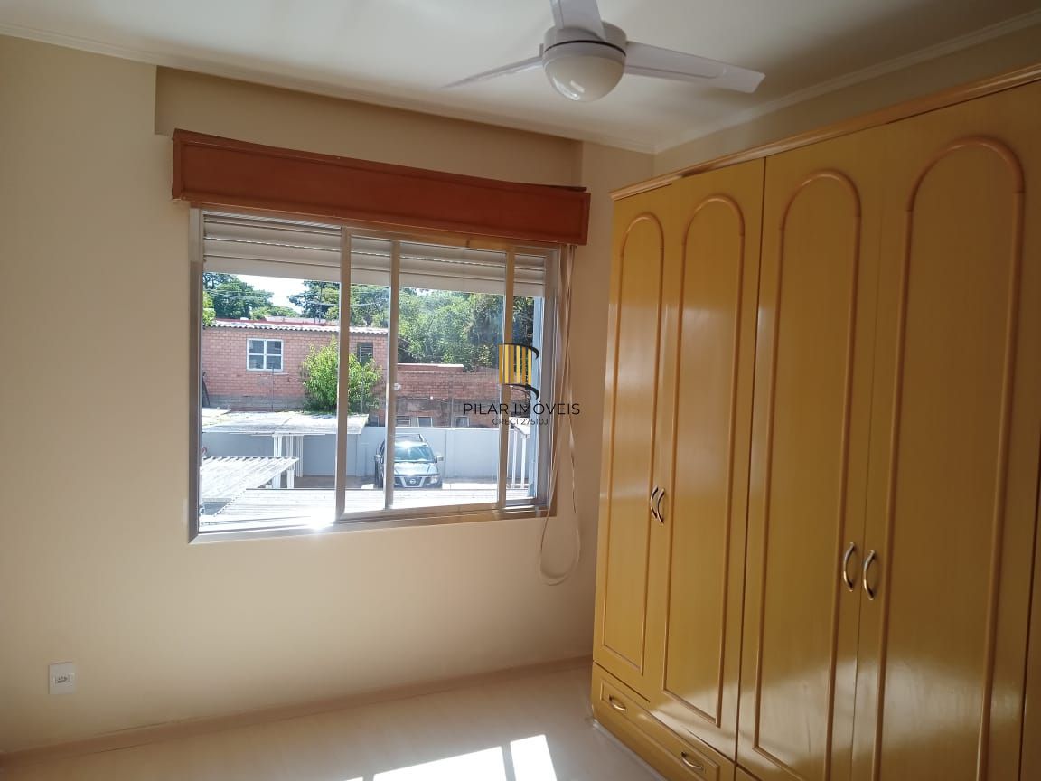 Apartamento dois dormitórios com  estacionamento Coberto