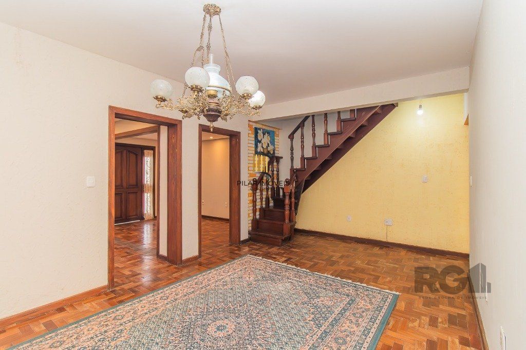 Casa - 5 dormitórios -  275 m² - Jardim Leopoldina