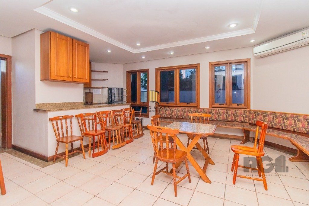 Apartamento 2 dormitórios no bairro Menino Deus