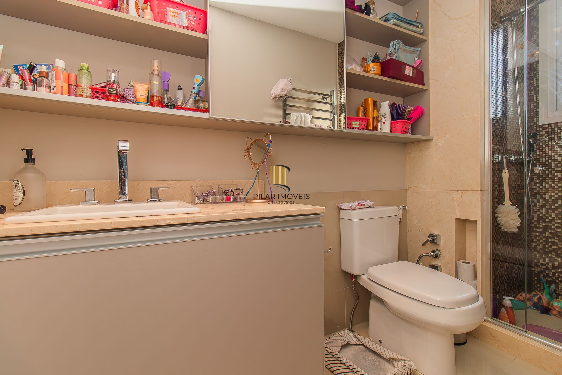 Apartamento 3 suítes 3 vagas no Moinhos