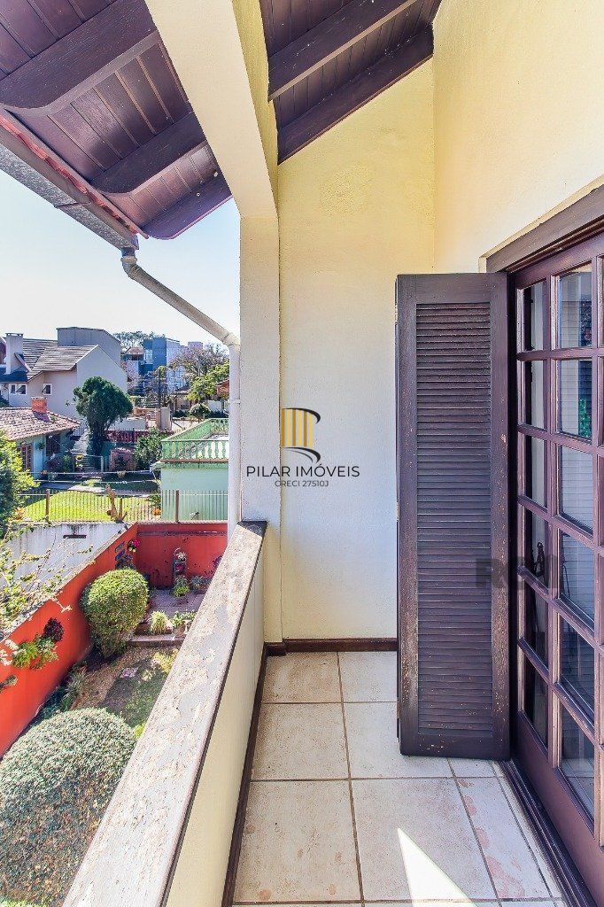 Venha morar num lugar tranquilo da zona sul, casa de 334m²