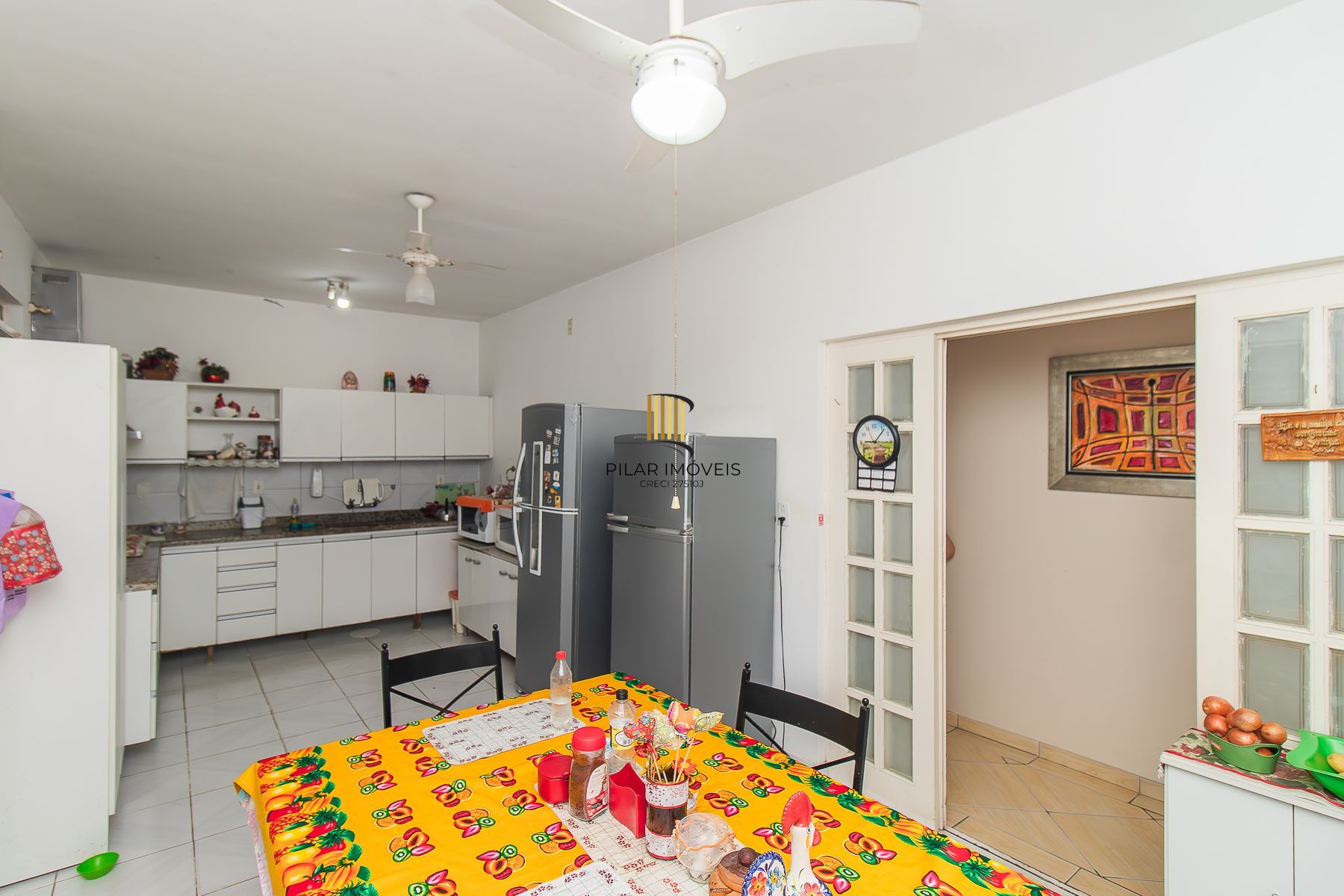 Casa 4 dormitórios - 1 vaga -  330m² Menino Deus