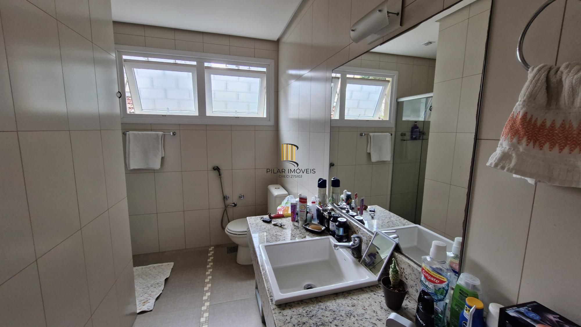 Casa 3 dormitórios próximo ao Iguatemi