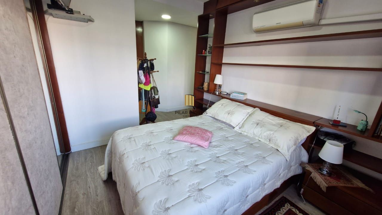 Apartamento de frente para o Guaíba/Parque Marinha do Brasil, com 3 dormitórios, 2 garagens cobertas