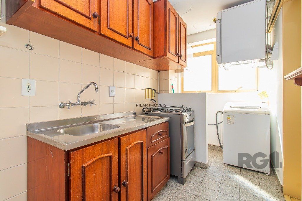 APARTAMENTO 1 DORMITÓRIO SEMI-MOBILIADO COM 34,94m² privativo - CIDADE BAIXA