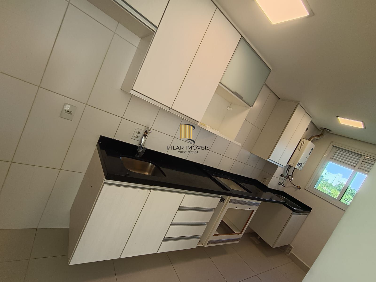 Apartamento 2 dormitórios 1 suíte e 1 vaga