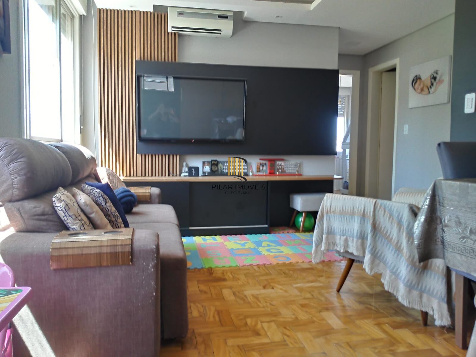 Apartamento dois dormitórios,  uma garagem e vaga rotativa