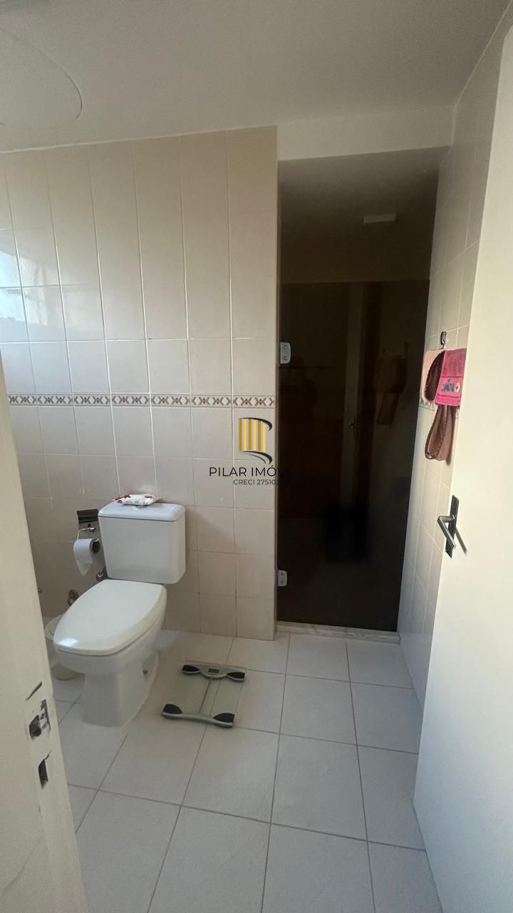 APARTAMENTO DE FRENTE 03 DORMITÓRIOS -MENINO DEUS