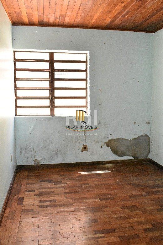 Loja para Venda - 230.6m², 0 dormitórios, 1 vaga - Camaquã