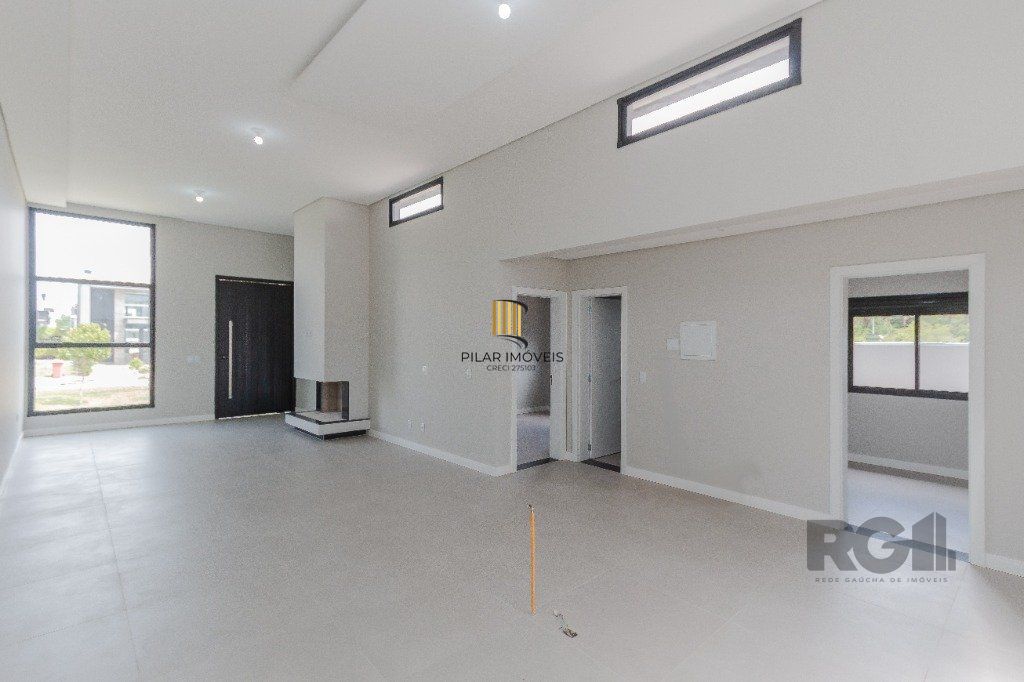 CASA EM CONDOMINIO - 3 dorms.-  3 vagas - 155 m² - GRAVATAÍ