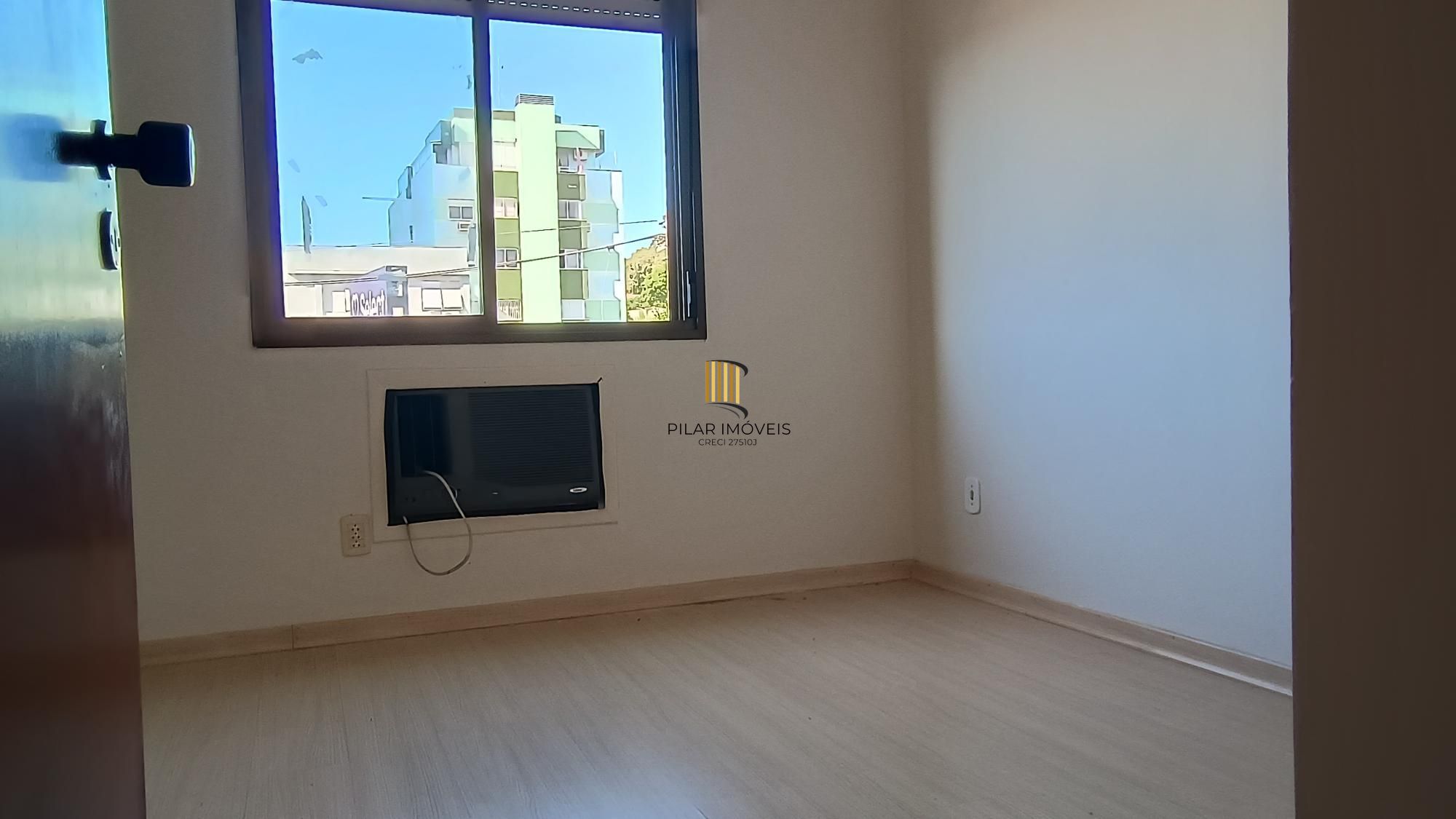 Apartamento 2 dormitórios 1 vaga no Bairro Menino Deus