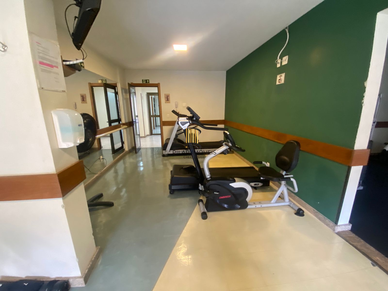 Apartamento 105 m2 3 dormitorios sendo 1 suite vaga dupla menino deus