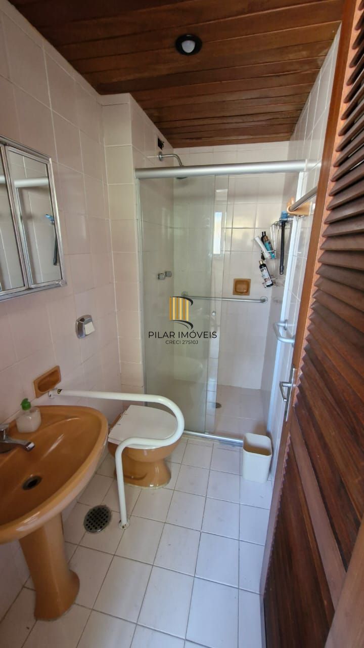 Apartamento na Av. Getulio Vargas com 3 dormitórios sendo uma suíte, 1 garagem