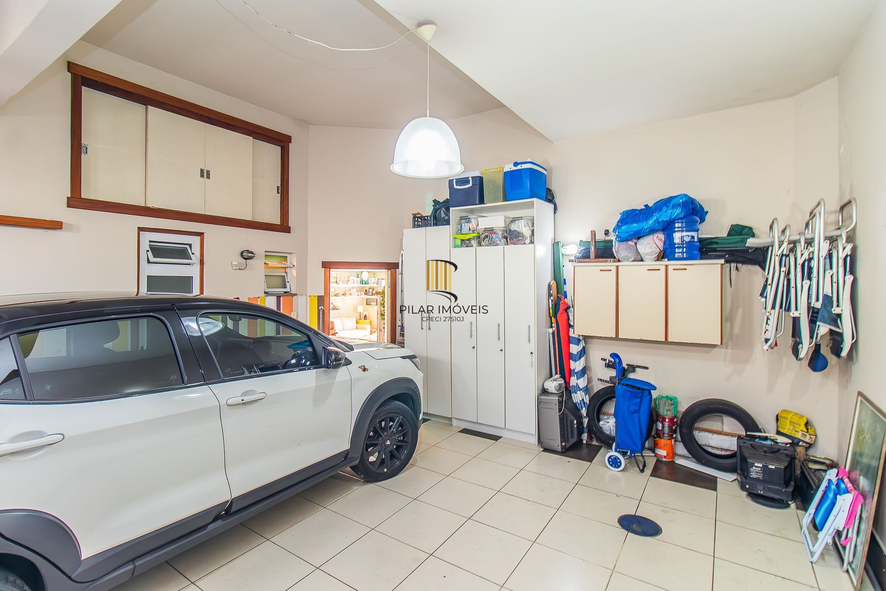 CASA DE 4 DORMITÓRIOS EM CONDOMÍNIO - 320 m² - 4 VAGAS DE GARAGEM