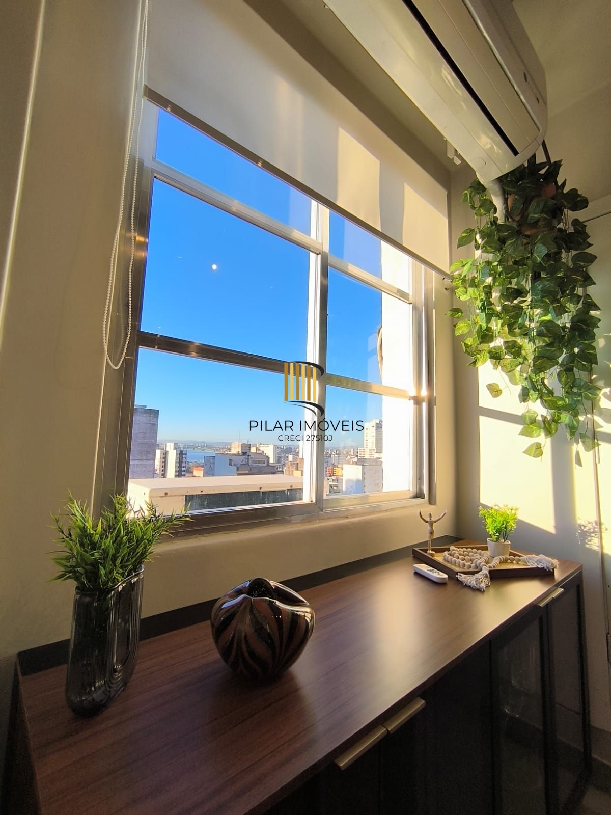 Sala Comercial com vista para o Guaíba