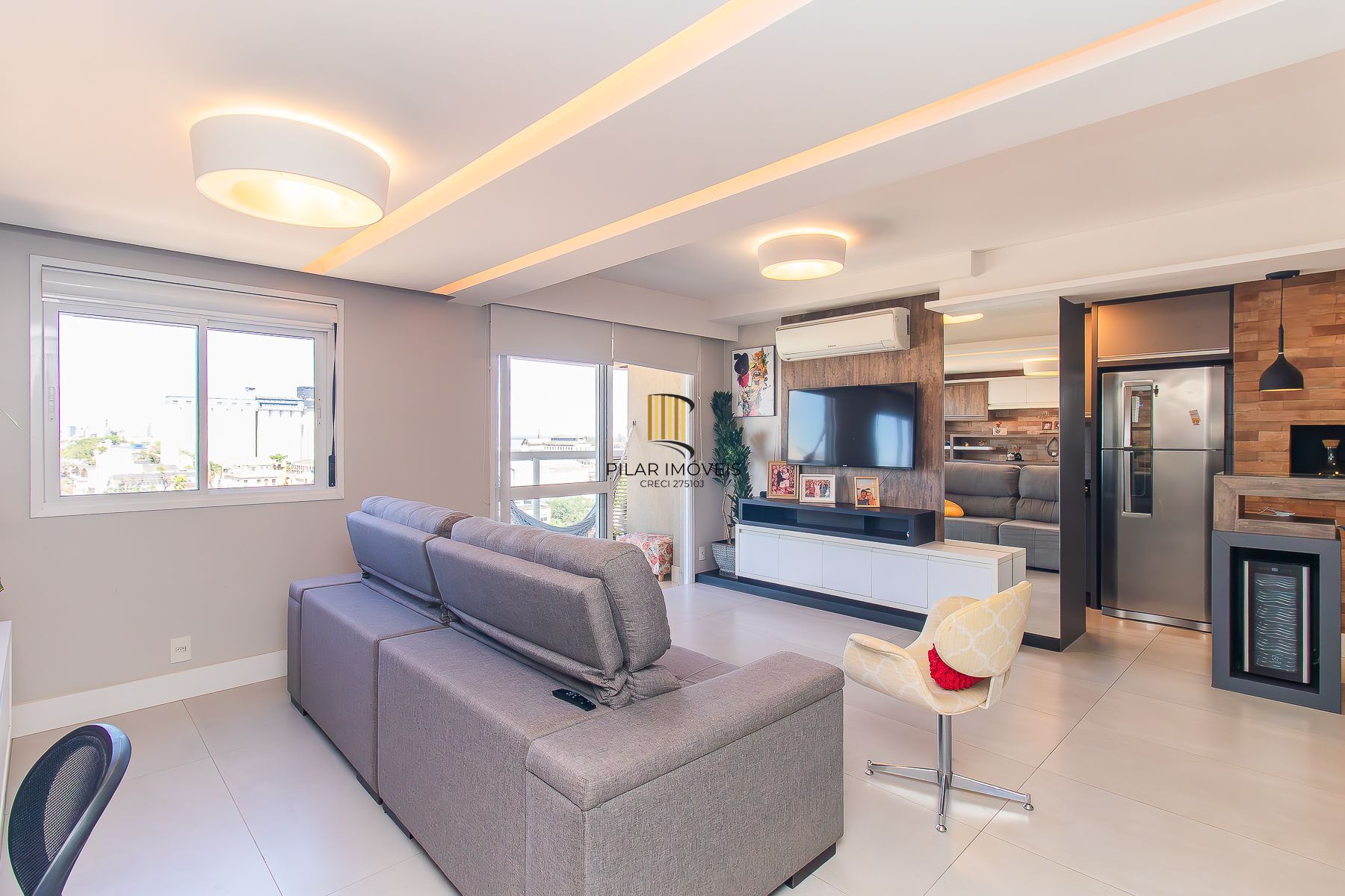 Apartamento 2 dorms, 1  suite e 1 vaga.