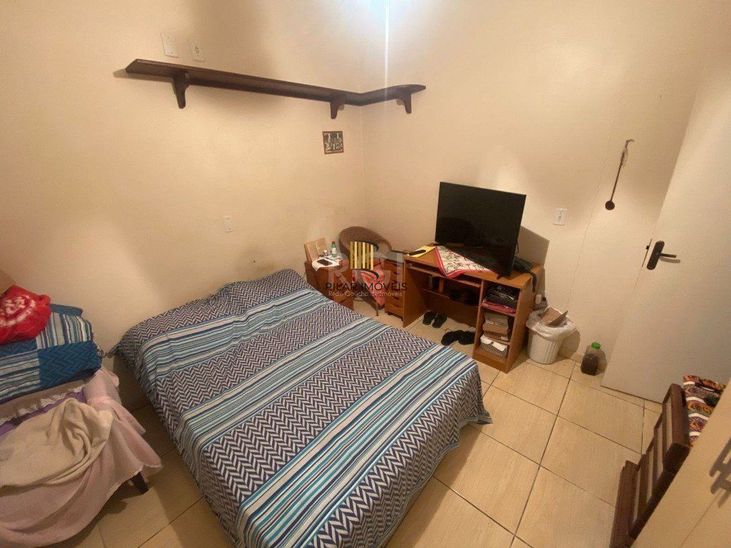 Casa 4 dormitórios - 1 vaga -  330m² Menino Deus