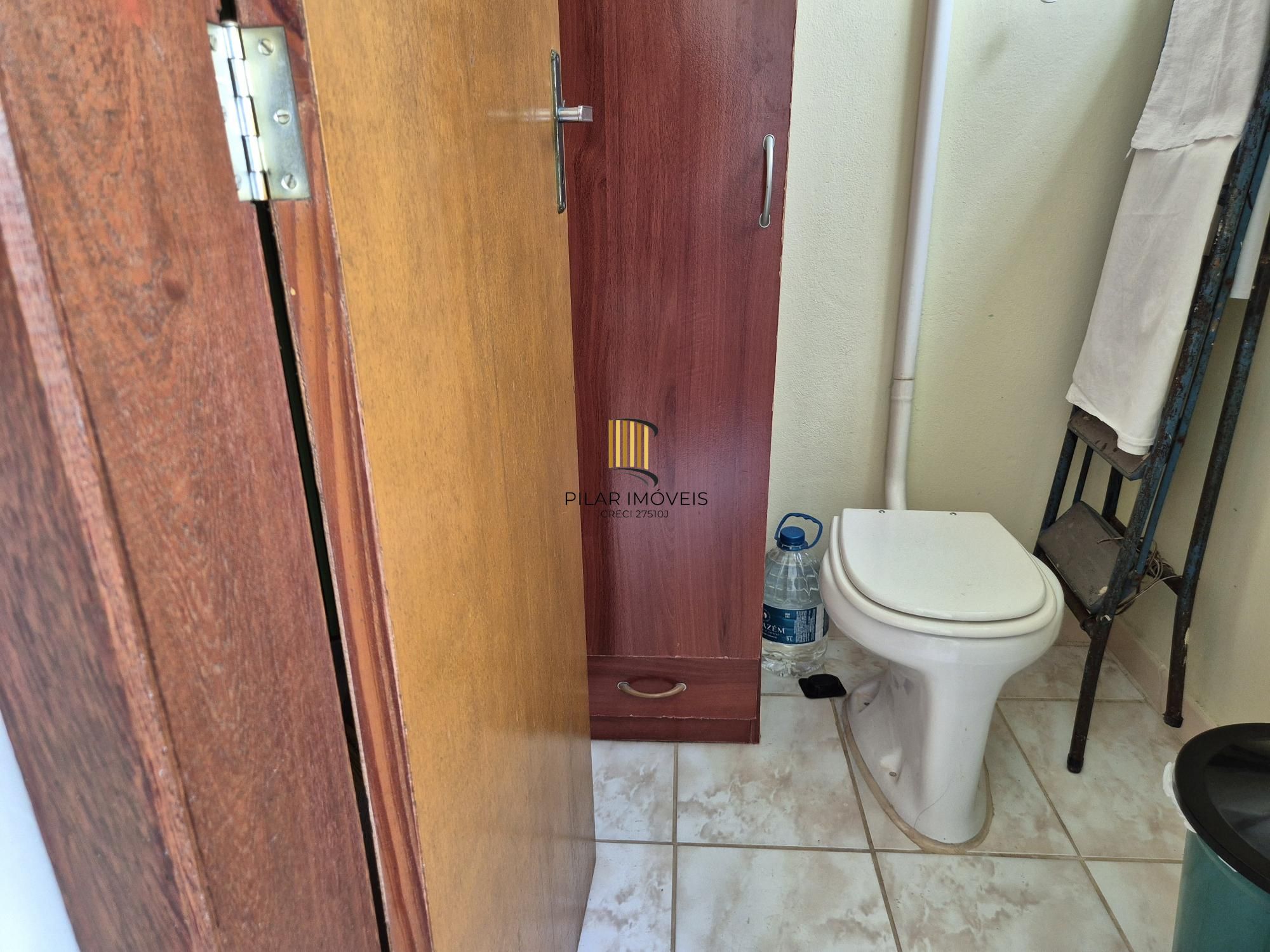 03 Dormitórios, com vaga e reformado