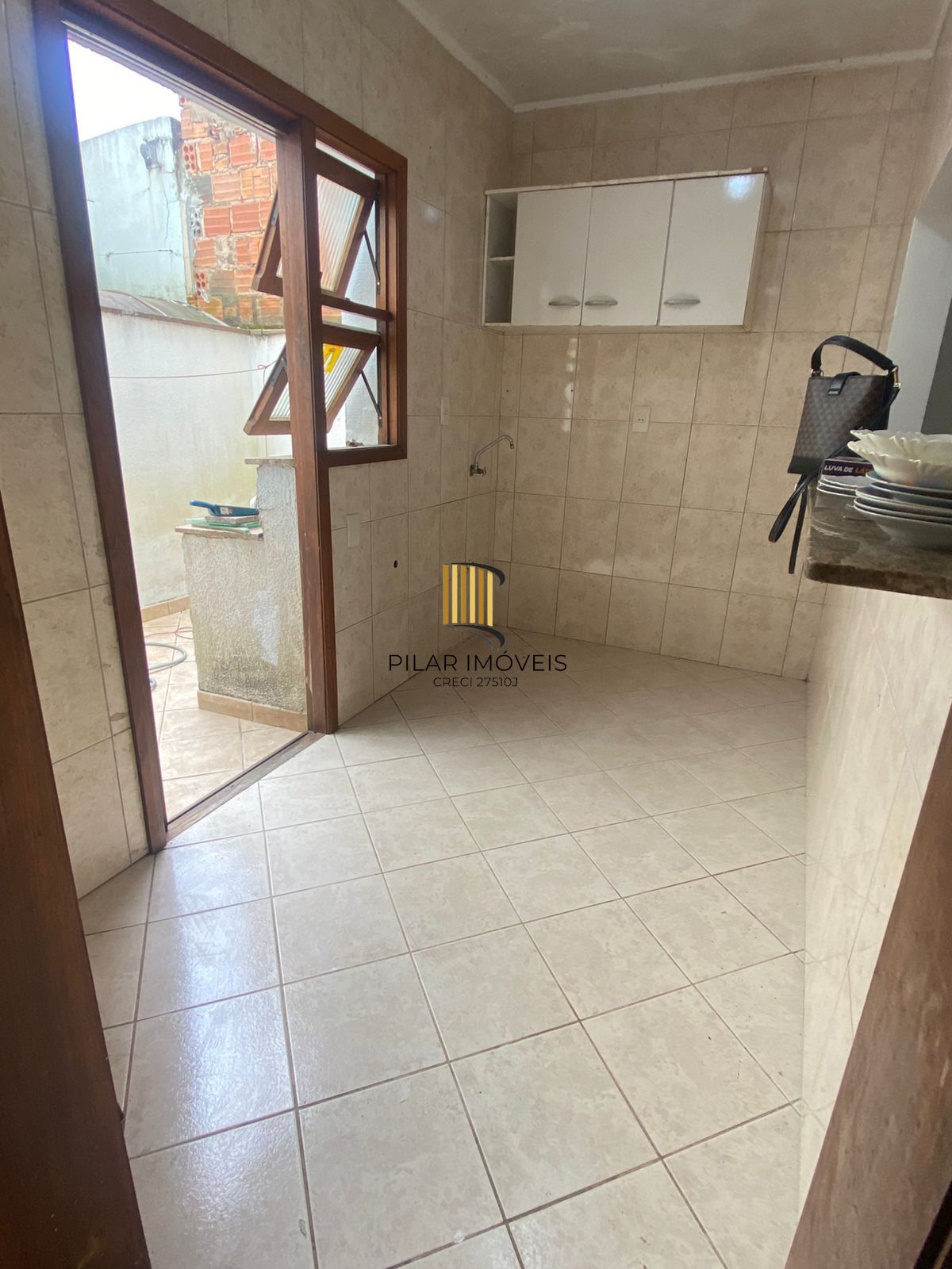 Apartamento térreo de 1 dormitório, Bairro Cidade Baixa