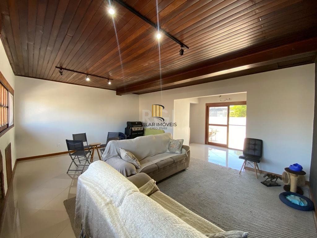 casa - 4 dormitórios - 3 vagas - 170 m² - Menino Deus