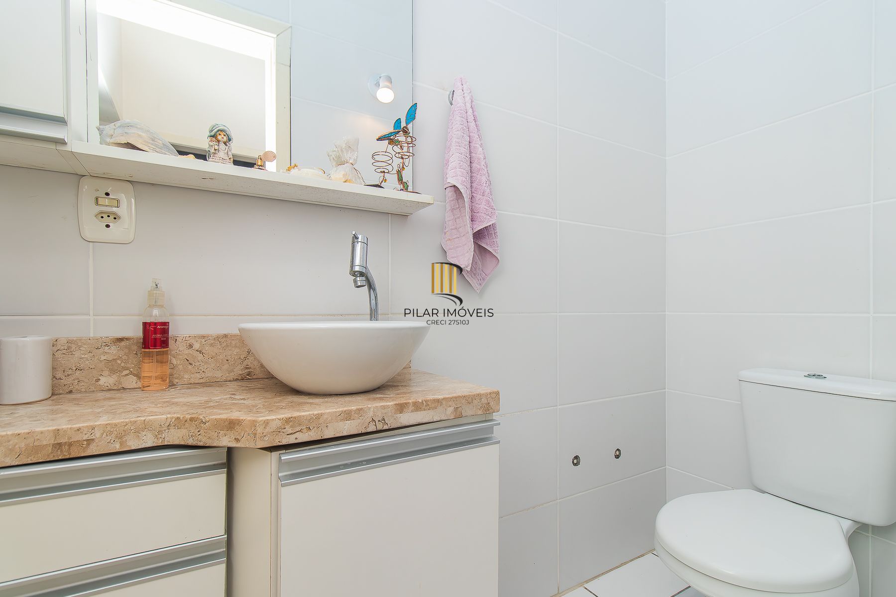 Casa 4 dormitórios - 1 vaga -  330m² Menino Deus