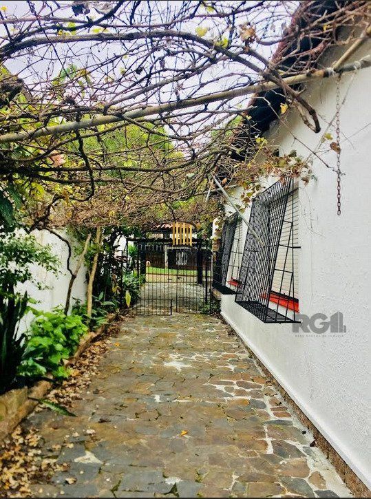 Casa - 3 dorms. 3 vagas - 150 m² - Santa Tereza