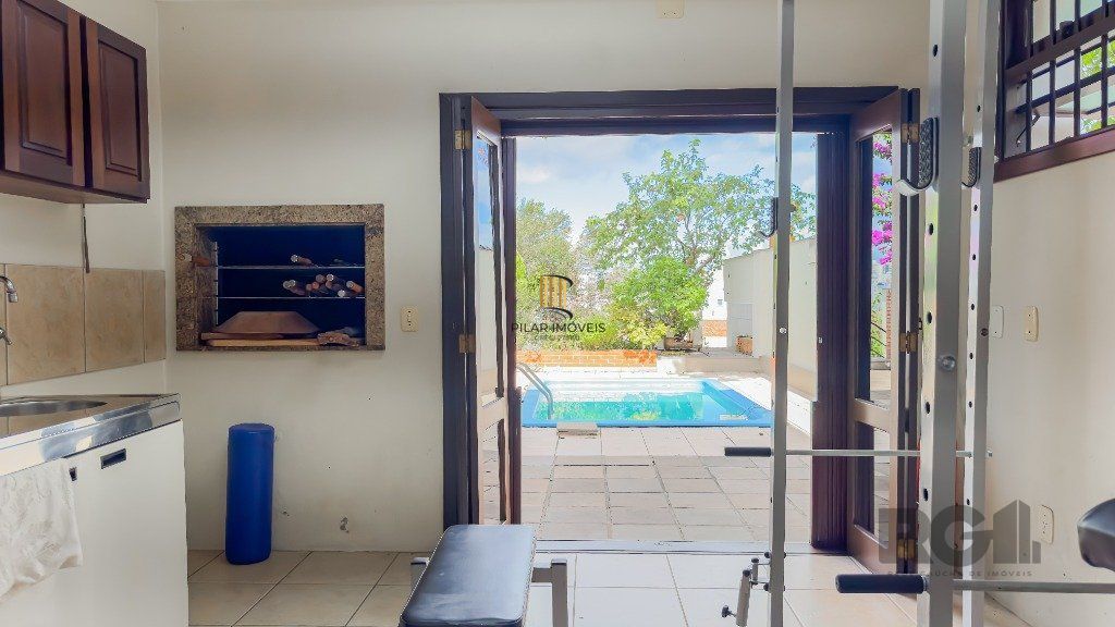Casa com 3 Quartos e 2 vagas à venda, 344 m² por R$ 2.800.000,00