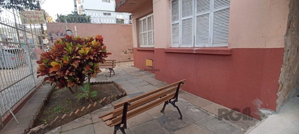 Apartamento para Venda - 68.9m², 2 dormitórios, Menino Deus