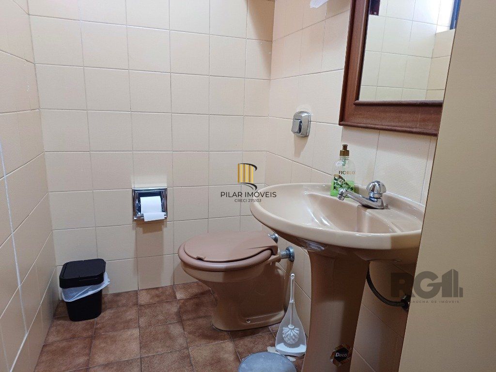 Sala com 02 divisórias, mobiliada