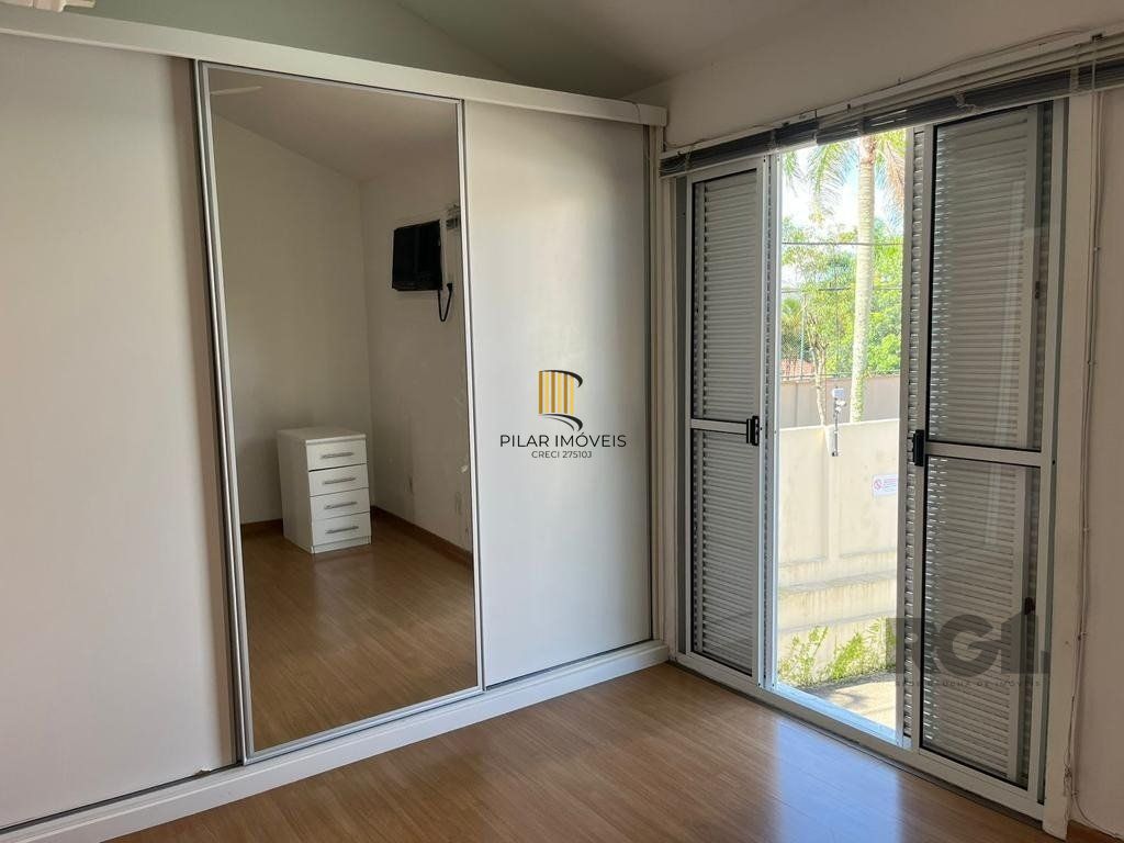 Casa Condominio para Venda - 70m², 2 dormitórios, sendo 1 suites, 2 vagas - Cavalhada
