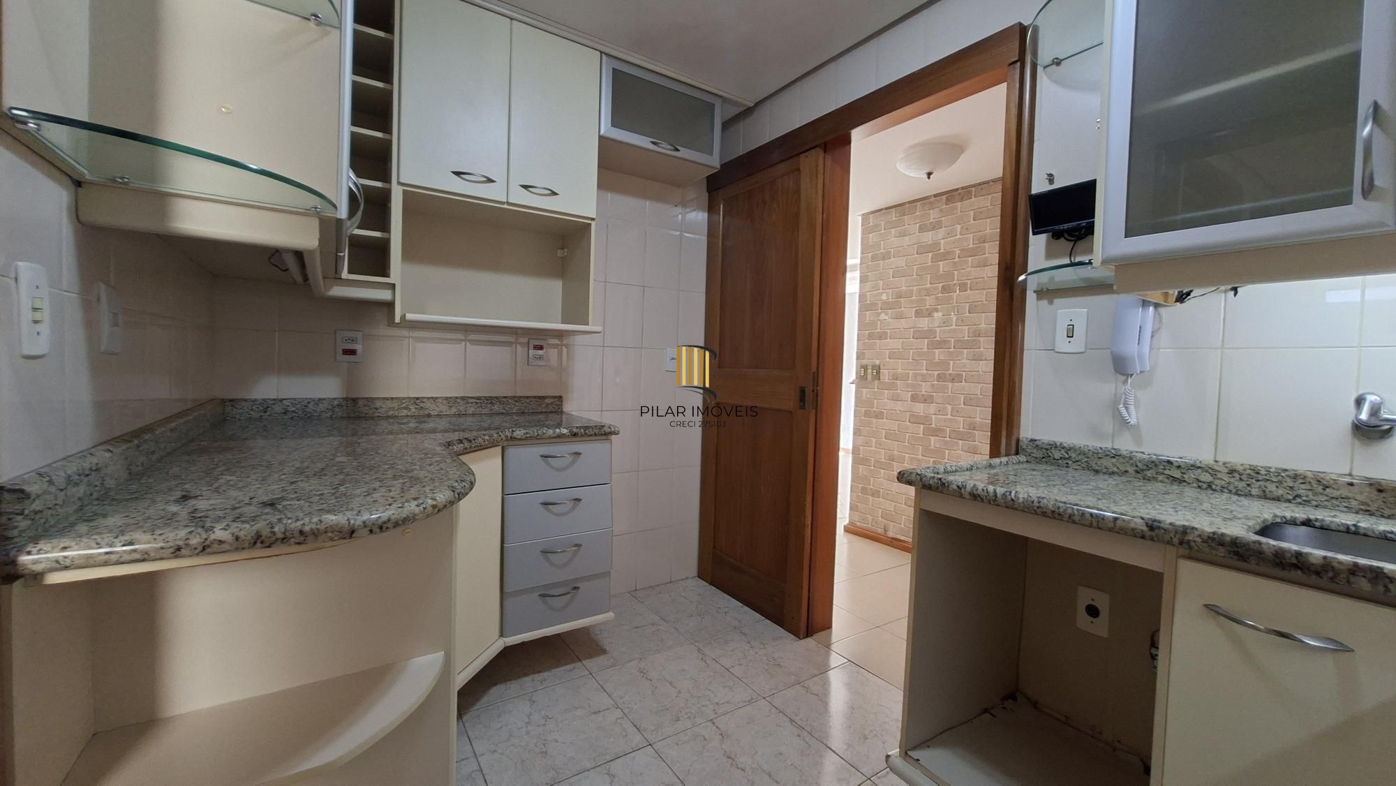 Apartamento 108,72 m² privativos,2 dormitórios, 1 suite, sacada,  garden e churrasqueira, 1 vaga coberta.
