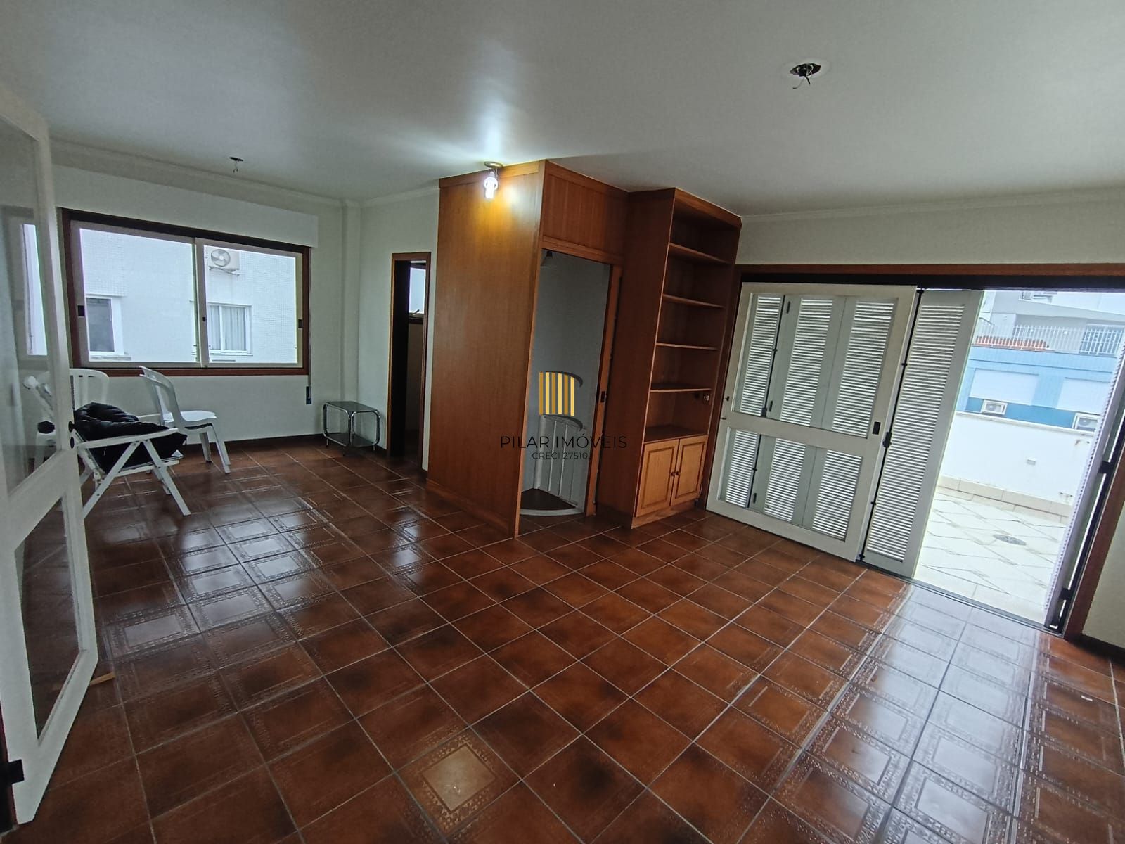 Cobertura 174m² 2 dormitórios, Terraço e 1 vaga.