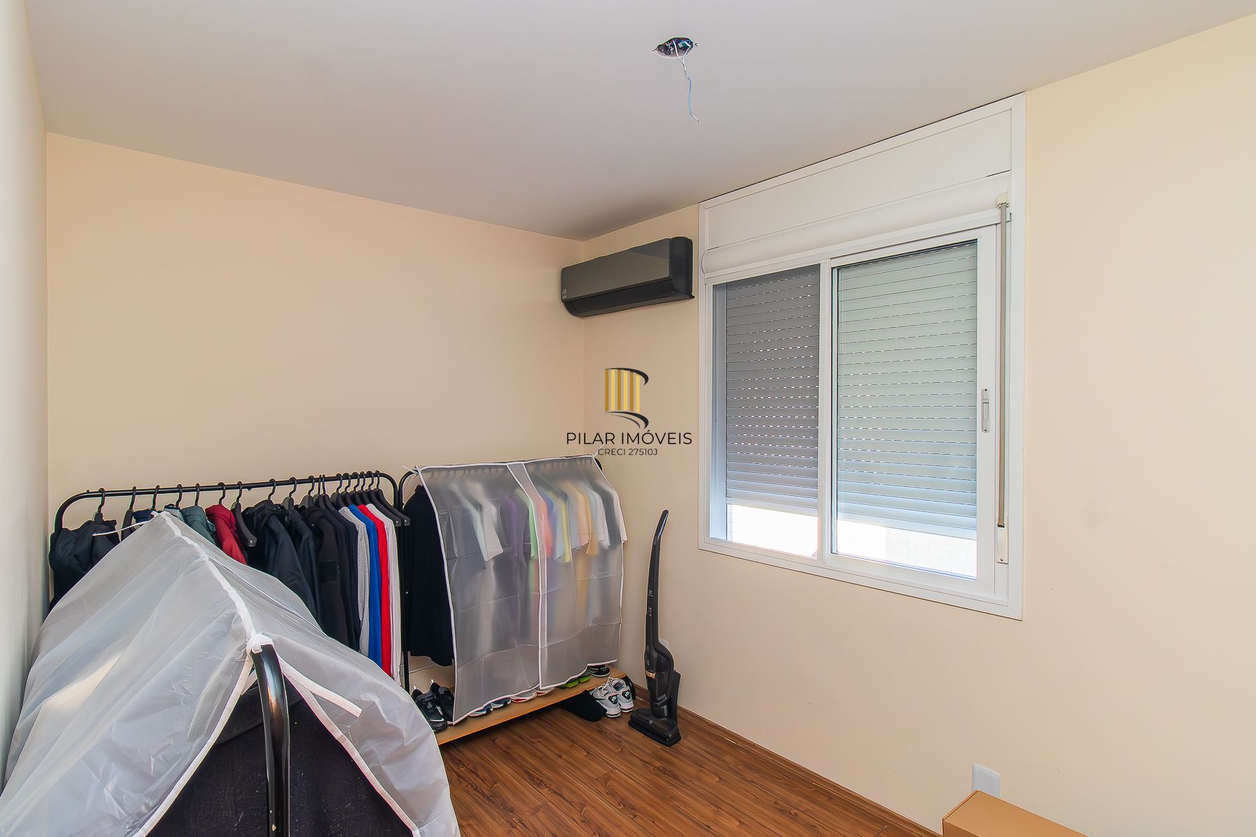 2D com suíte, vaga e churrasqueira