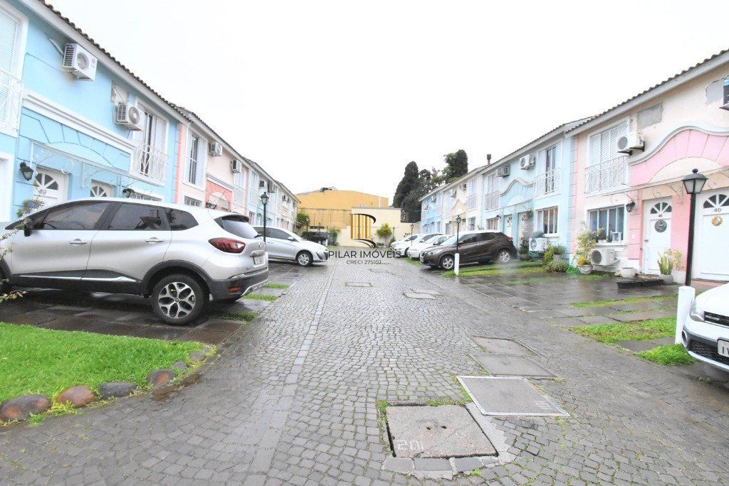 Casa Condominio para Venda - 70m², 2 dormitórios, sendo 1 suites, 2 vagas - Cavalhada