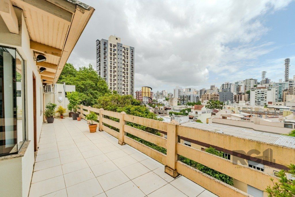 APARTAMENTO COBERTURA - 3 dorms, 2 vagas - 278.00 m² - PETROPOLIS
