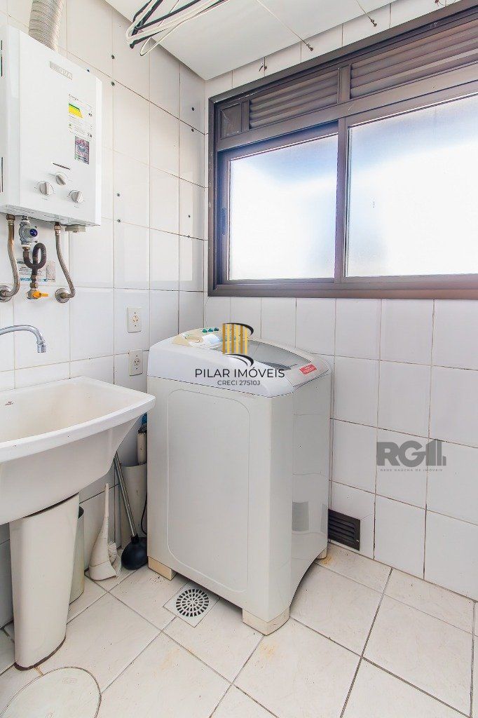 Apartamento 2 dormitórios, com suíte e churrasqueira